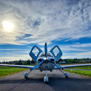 Baptême en Avion à Vienne Baptême en Avion à Vienne
