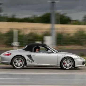 Stage Enfant en Porsche Boxster - Circuit de l'Auxois-Sud Stage Enfant en Porsche Boxster - Circuit de l'Auxois-Sud