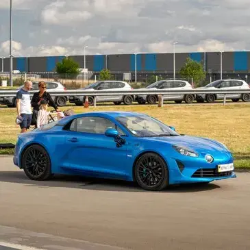 Stage Enfant en Alpine A110S - Circuit de l'Auxois-Sud en région Bourgogne Stage Enfant en Alpine A110S - Circuit de l'Auxois-Sud en région Bourgogne