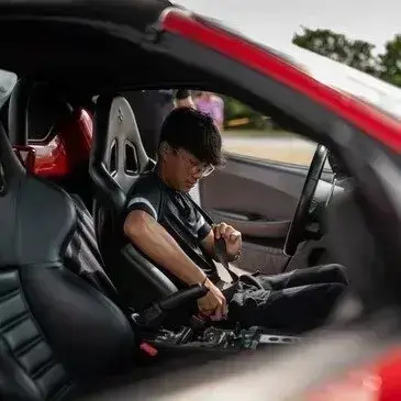 Stage de Pilotage pour Enfant - Circuit de l'Auxois-Sud Stage de Pilotage pour Enfant - Circuit de l'Auxois-Sud