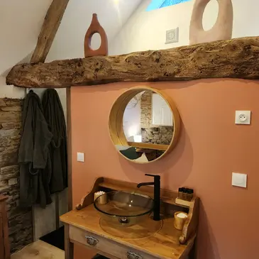 Nuit en Cabane avec Bain Nordique Privatif près de Saint-Lô en région Normandie Nuit en Cabane avec Bain Nordique Privatif près de Saint-Lô en région Normandie