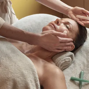 Petit-Déjeuner et Spa Gemology® à l'Hôtel Voco à Beaune Petit-Déjeuner et Spa Gemology® à l'Hôtel Voco à Beaune