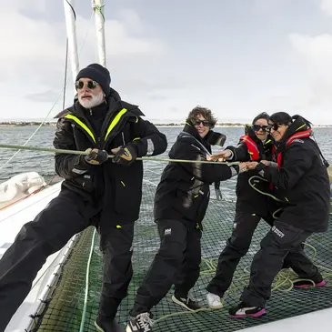 Initiation à la Voile en région Bretagne Initiation à la Voile en région Bretagne