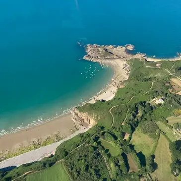Baptême de l'air hélicoptère en région Bretagne