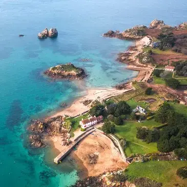 Baptême en Hélicoptère à Lannion - La Côte de Granit Rose en région Bretagne Baptême en Hélicoptère à Lannion - La Côte de Granit Rose en région Bretagne