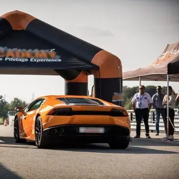 Stage de pilotage Lamborghini en région Poitou-Charentes