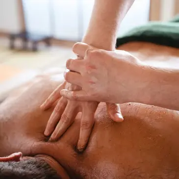 Massage aux produits Cinq Mondes® à Toulouse en région Midi-Pyrénées