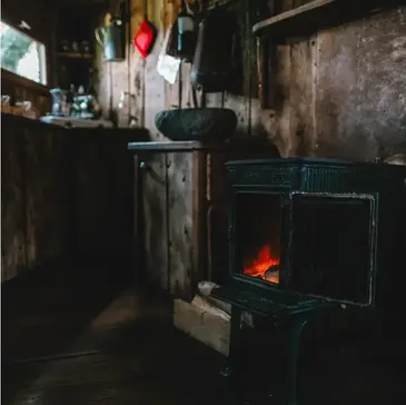 Cabane dans les Arbres à Sexcles en région Limousin