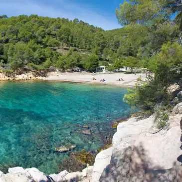 Balade en Bateau à la découverte des Calanques du Var à Saint-Cyr