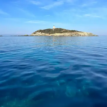 Saint-Cyr-sur-Mer, Var (83) - Balade en bateau Saint-Cyr-sur-Mer, Var (83) - Balade en bateau