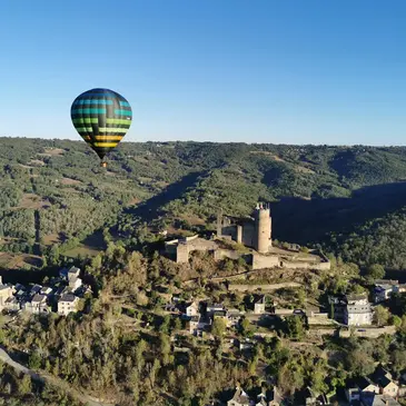 Vol en Montgolfière à Najac Vol en Montgolfière à Najac