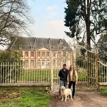 Cabane Familiale dans les arbres à Saint-Germain-des-Essourts Cabane Familiale dans les arbres à Saint-Germain-des-Essourts