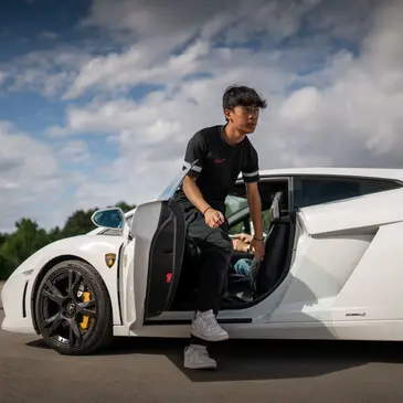 Stage de Pilotage pour Enfant proche Circuit de l'Enclos