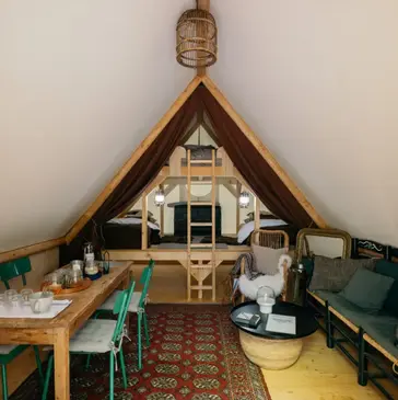 Weekend et Hébergement Insolite en région Rhône-Alpes Weekend et Hébergement Insolite en région Rhône-Alpes