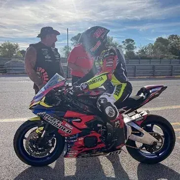 Stage de pilotage moto proche Circuit d'Alès