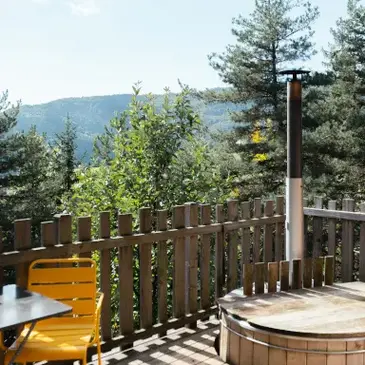 Weekend et Hébergement Insolite en région Rhône-Alpes