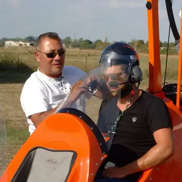 Baptême en ULM Autogire près de La Tranche-sur-Mer en région Pays-de-la-Loire Baptême en ULM Autogire près de La Tranche-sur-Mer en région Pays-de-la-Loire