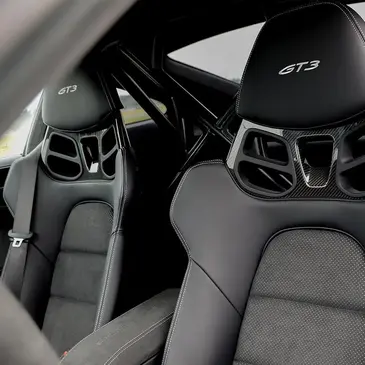 Baptême Porsche 911 992 GT3 - Circuit de Magny-Cours - Piste GP en région Bourgogne Baptême Porsche 911 992 GT3 - Circuit de Magny-Cours - Piste GP en région Bourgogne