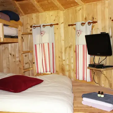 Syam, Jura (39) - Weekend et Hébergement Insolite Syam, Jura (39) - Weekend et Hébergement Insolite