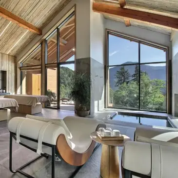Spa et Apéritif au Pure Montagne Resort à Saint-Martin Vésubie en région PACA et Corse Spa et Apéritif au Pure Montagne Resort à Saint-Martin Vésubie en région PACA et Corse