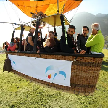 Baptême de l'air montgolfière, département Val d'Aoste Baptême de l'air montgolfière, département Val d'Aoste