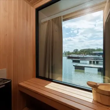 Nuit Insolite en House Boat près de Disney en région Ile-de-France