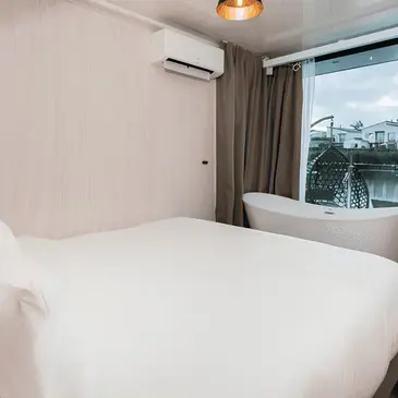 Nuit Insolite en House Boat près de Disney en région Ile-de-France Nuit Insolite en House Boat près de Disney en région Ile-de-France