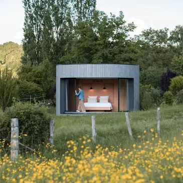 Nuit en Lumipod avec Sauna à Château