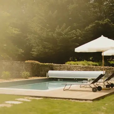 Nuit en Ecolodge Luxe avec Sauna à Château en région Bourgogne