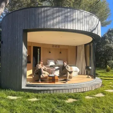 Nuit insolite en Lumipod à Pertuis Nuit insolite en Lumipod à Pertuis