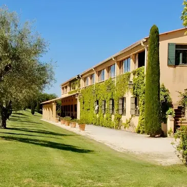 Réserver Weekend et Hébergement Insolite en PACA et Corse Réserver Weekend et Hébergement Insolite en PACA et Corse