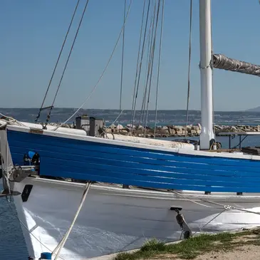 Balade en bateau en région PACA et Corse