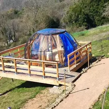 Weekend et Hébergement Insolite en région Rhône-Alpes