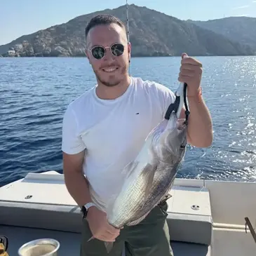 Pêche au gros en région PACA et Corse Pêche au gros en région PACA et Corse