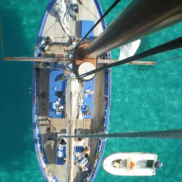 Balade en bateau, département Bouches du Rhône Balade en bateau, département Bouches du Rhône