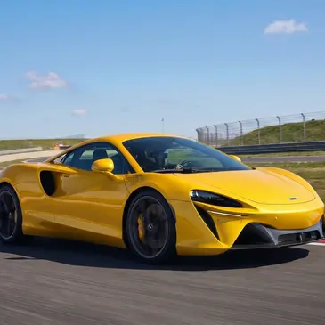 Stage Pilotage en McLaren Artura - Circuit Saint-Dié-des-Vosges