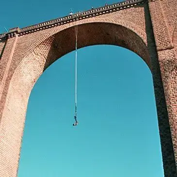 Saut à l'élastique, département Haute loire Saut à l'élastique, département Haute loire