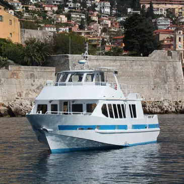 Balade en bateau en région PACA et Corse Balade en bateau en région PACA et Corse
