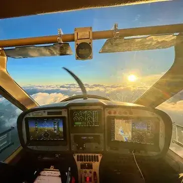 Vol d'Initiation au Pilotage d'Avion à Besançon Vol d'Initiation au Pilotage d'Avion à Besançon