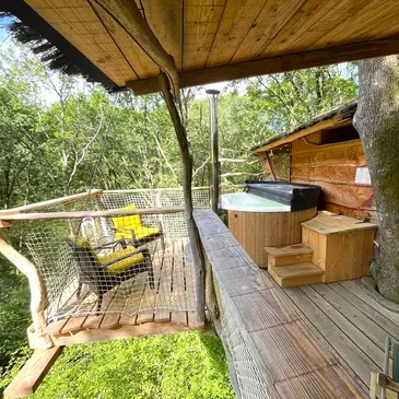 Cabane dans les Arbres avec Spa à Arcangues près de Biarritz