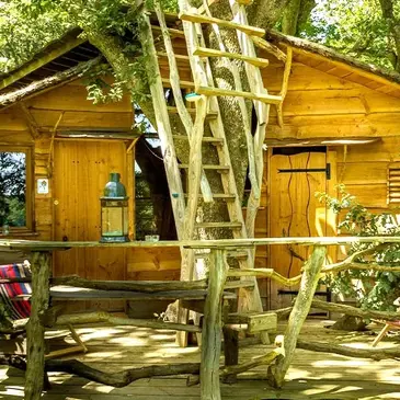 Weekend et Hébergement Insolite en région Aquitaine