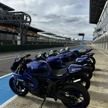 Stage de Pilotage Moto - Circuit de Spa-Francorchamps Stage de Pilotage Moto - Circuit de Spa-Francorchamps