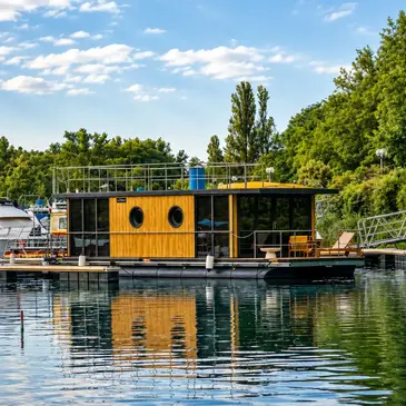 Nuit Insolite en House Boat sur le Rhône à Valence Nuit Insolite en House Boat sur le Rhône à Valence