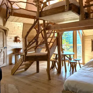 Weekend et Hébergement Insolite en région Auvergne