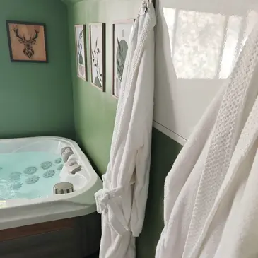Nuit en Dôme avec Spa Privatif à La Bretenière Nuit en Dôme avec Spa Privatif à La Bretenière
