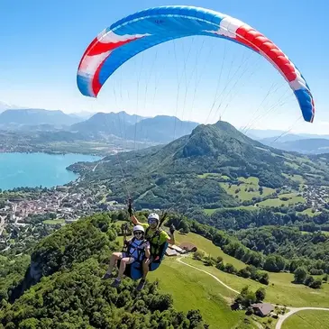 Baptême en Parapente près de Chambéry - Lac d'Aiguebelette