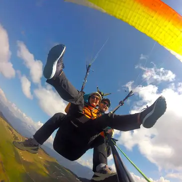 Réserver Baptême en parapente en Rhône-Alpes Réserver Baptême en parapente en Rhône-Alpes