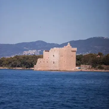 Offrir Balade en bateau en PACA et Corse