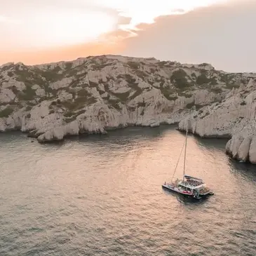 Balade en bateau en région PACA et Corse Balade en bateau en région PACA et Corse