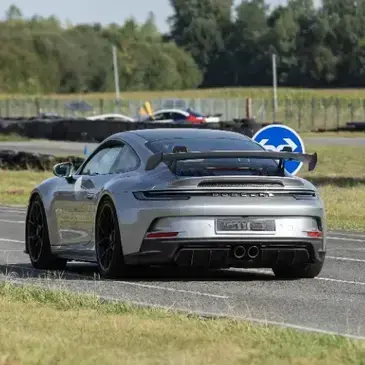 Stage de Pilotage Enfant en Porsche - Circuit des Écuyers en région Picardie